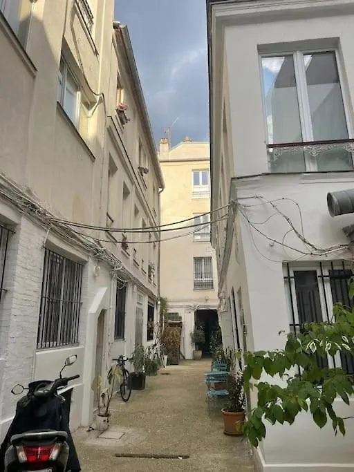 Charming Apartment 40 M2, 10Th Paris
